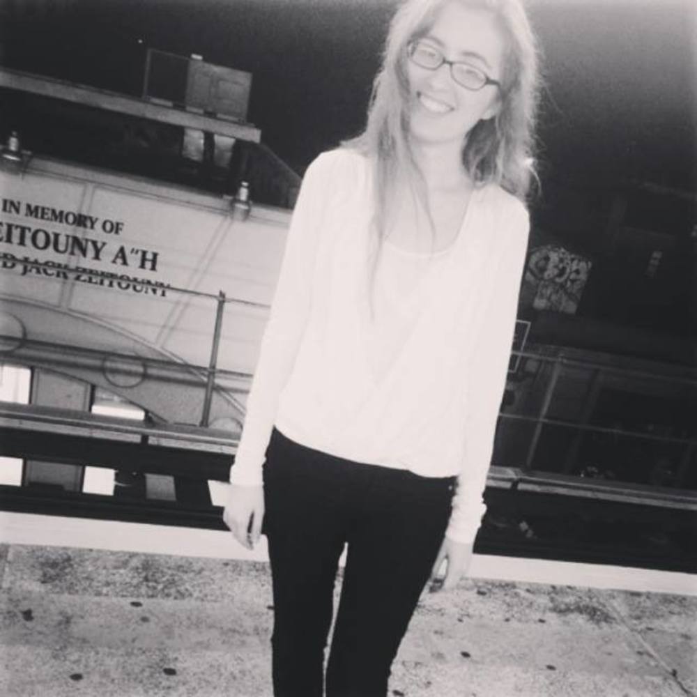 Meet your Posher, Aida